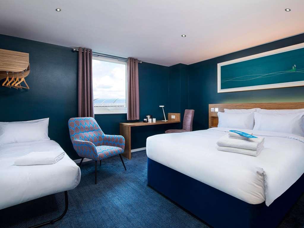 Travelodge Wincanton Room photo